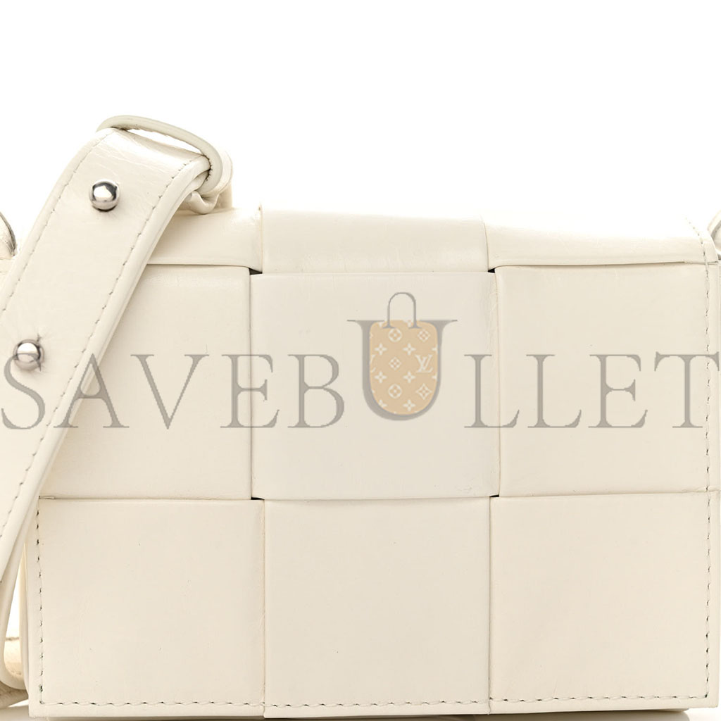 BOTTEGA VENETA LAMBSKIN MAXI INTRECCIATO EXTRA MINI CASSETTE CROSSBODY BAG WHITE  (13*9*4cm)